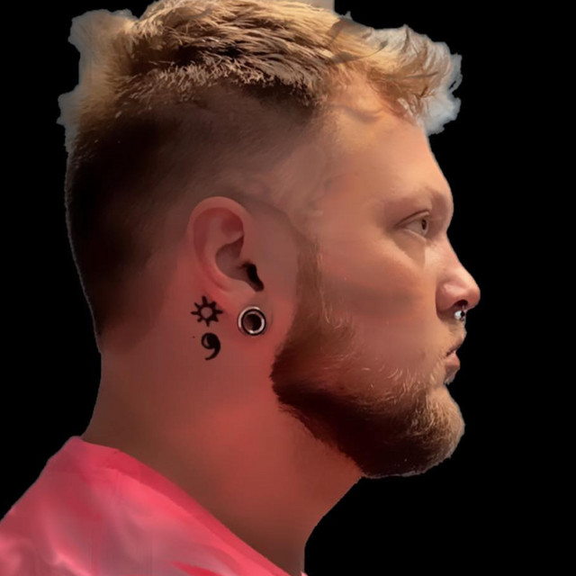 Caleb Lars Hampton of CÆB