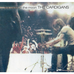 Écouter "Step On Me" de The Cardigans