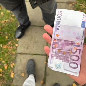 Écouter "Schwarzgeld" de Haftbefehl