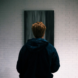 Écouter "How Could You (Be OK)" de Alex Warren
