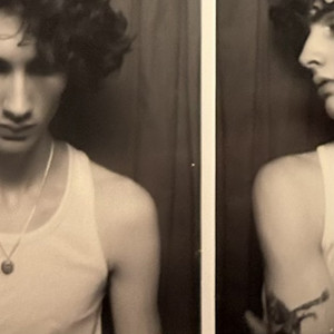 Écouter "do i ever cross your mind" de sombr