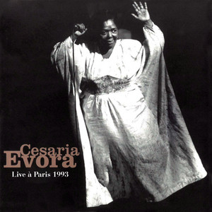 Cesaria Evora - Live à Paris 1993 (Orange Vinyl) | Music On Vinyl
