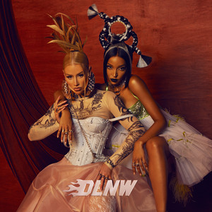 Écouter "Dance Like Nobody's Watching" de Iggy Azalea