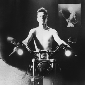 Écouter "Describe - A. G. Cook Remix" de A. G. Cook