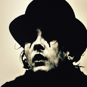 Écouter "Les enfants paradis" de Saez