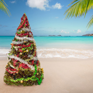 Écouter "Christmas Time" de Christina Aguilera