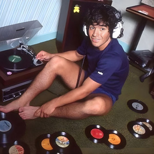 Écouter "3 ENGEL FÜR CAVE" de Cave