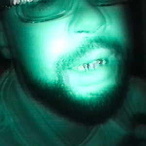 Écouter "SINGLE" de Idaly