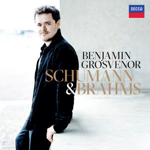 Écouter "12 Klavierstücke für kleine und grosse Kinder, Op. 85: No. 12, Abendlied (Arr. Grosvenor for Solo Piano)" de Robert Schumann