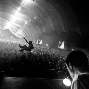 Écouter "leavemealone" de Baby Keem