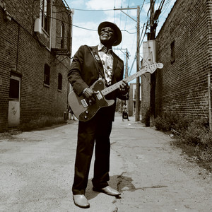 Écouter "Ain't No Sunshine" de Tracy Chapman