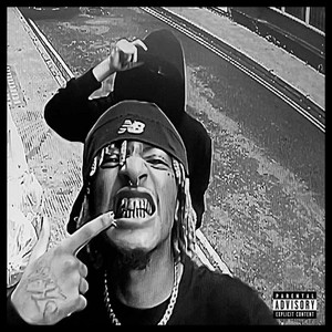 Écouter "Tapped In" de EsDeeKid