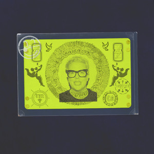 Écouter "Happier- Extended" de Clementine Douglas