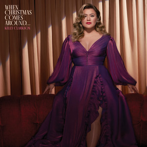 Écouter "Under The Mistletoe" de Kelly Clarkson