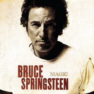 Écouter "Radio Nowhere" de Bruce Springsteen