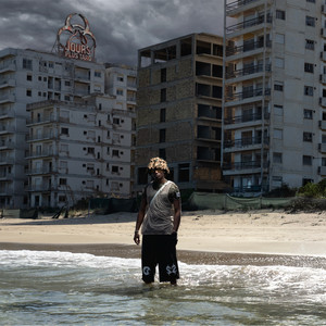 Écouter "2319" de La Mano 1.9