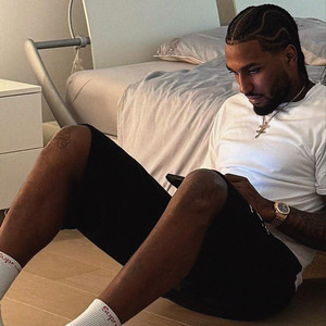 Écouter "PRETTY LIL SHAWTY" de reezy