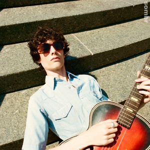 Écouter "caroline" de sombr