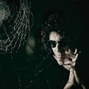 Écouter "Los términos de mi rendición" de Bunbury