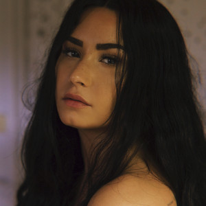 Écouter "Sober" de Demi Lovato
