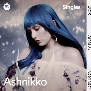 Écouter "Carol of the Bells - Spotify Singles Holiday" de Ashnikko