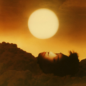 Écouter "Let Me" de Crush