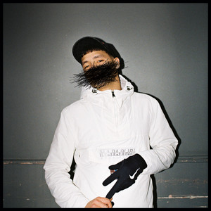 Écouter "Parao" de Beny Jr