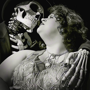 Écouter "Nevěsta" de Wohnout