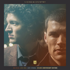 Écouter "To the Dreamers" de for KING & COUNTRY