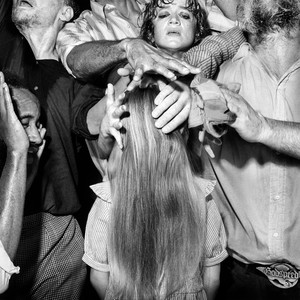 Écouter "Happier" de Clementine Douglas