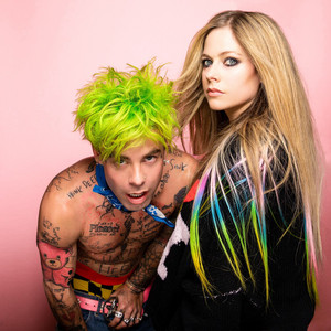 Écouter "Flames" de Avril Lavigne