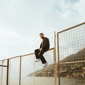 Écouter "MILLE VOTE ANCORA" de Rocco Hunt