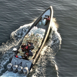 Écouter "LIFE FAST (MA3LICH)" de 3robi