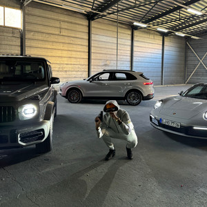 Écouter "NIE WIEDER" de Samra