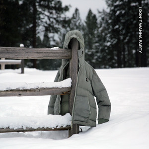 Écouter "i don't wanna party" de MIKE