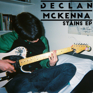 Écouter "Howl" de Declan McKenna