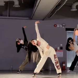 kpop dance challenge ☆ artwork