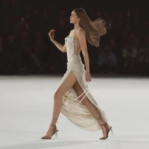treadmill runway workout playlist 