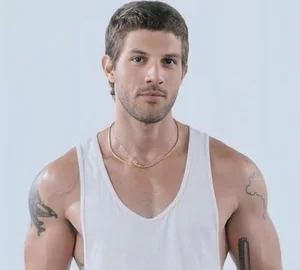 Imagem de Chay Suede