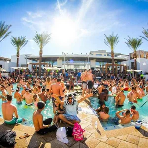 Summer pool/bbq party bangers (RnB, Hip Hop, Dance, Pop) Spotify playlist cover art