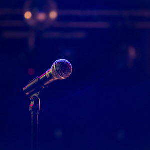 DISCOVER NEW MUSIC cover