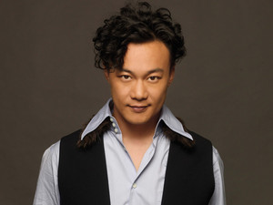 Best of Eason Chan 陳奕迅精選 — cover art