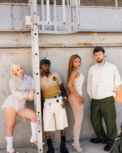 Company Chloe Clean Bandit playlist cover
