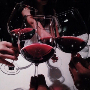Wine Down 🍷