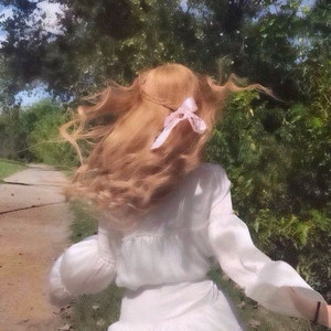 songs like runaway by aurora