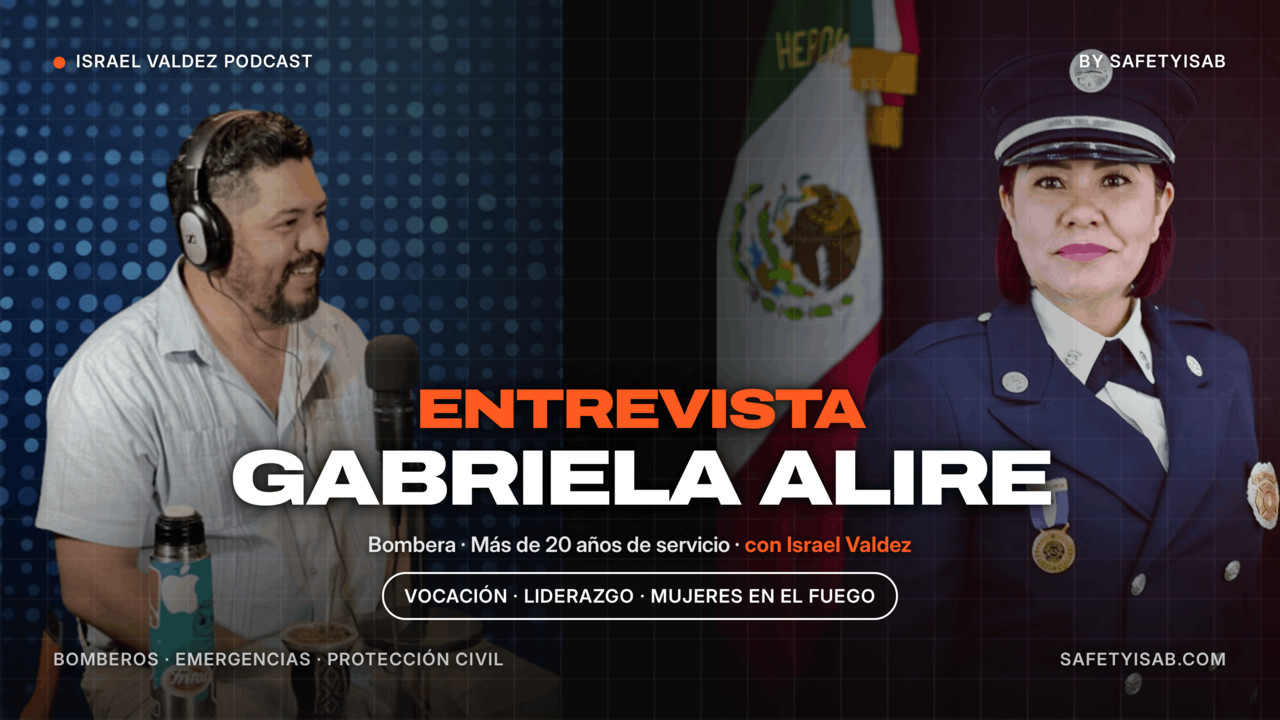 Gabriela Alire, primera bombera de Chihuahua, en entrevista con Israel Valdez