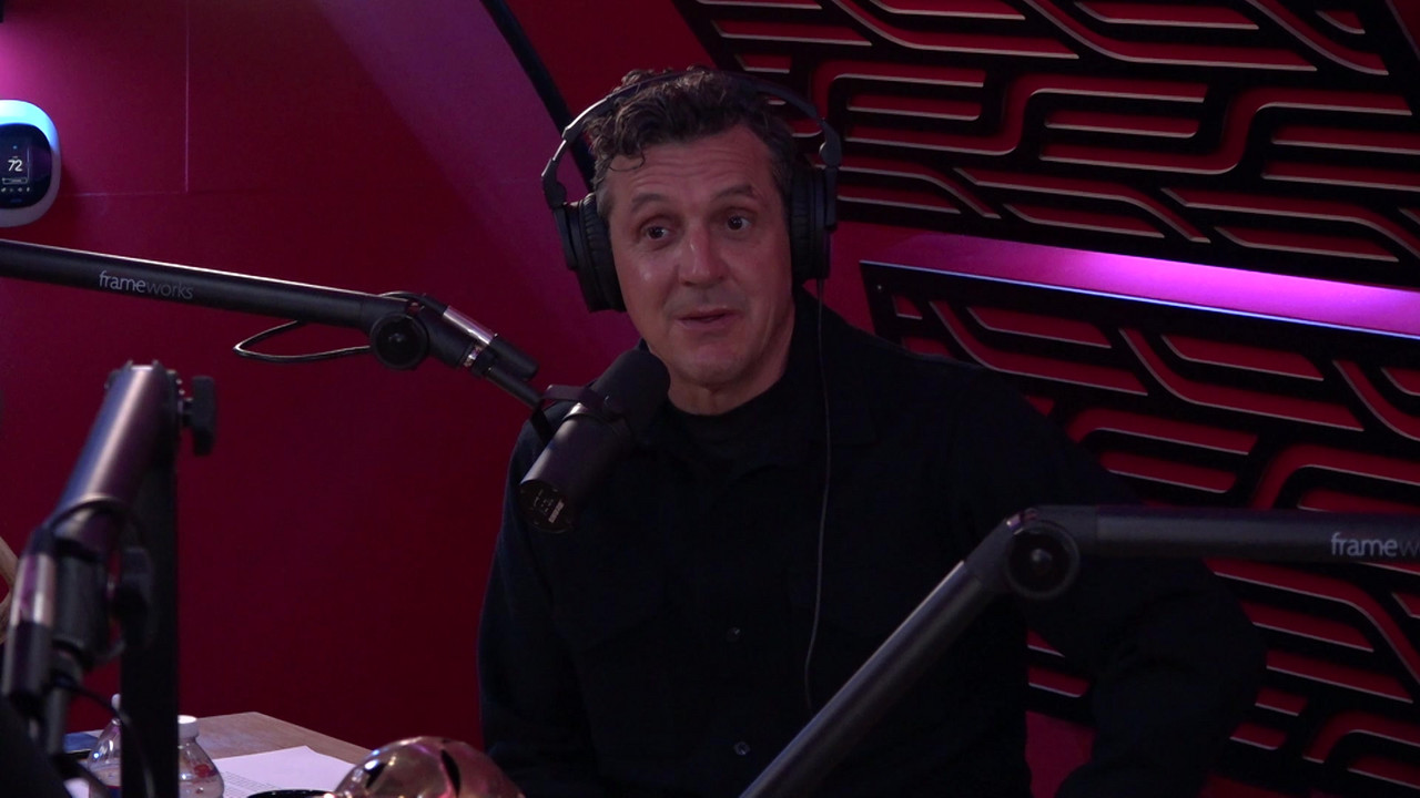 #1574 - Jacques Vallée & James Fox - The Joe Rogan Experience | Podcast ...